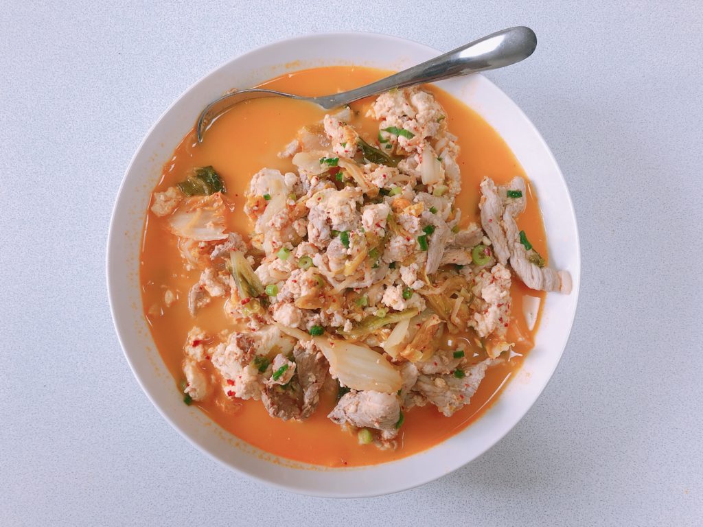 ライザップ２７日目の食事。豚キムチ豆腐が旨い！糖質5.4g