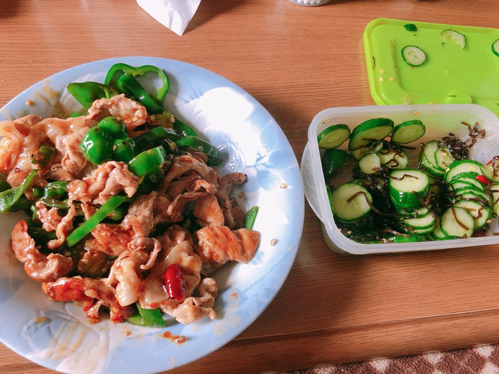 ライザップ42日目の食事。豚肉とピーマンの甘辛炒め